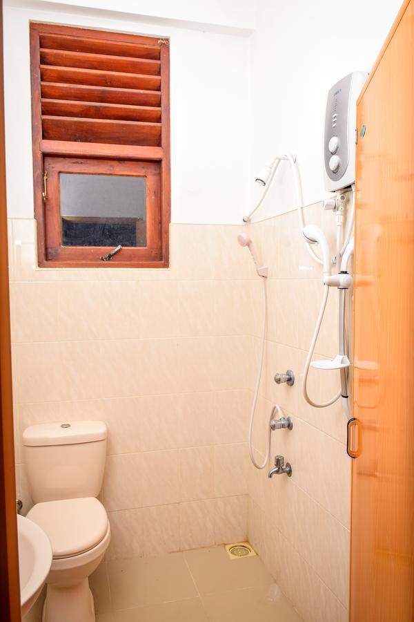 Vishmee Holiday Inn Embilipitiya Zewnętrze zdjęcie