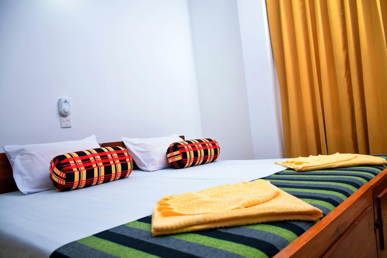 Vishmee Holiday Inn Embilipitiya Zewnętrze zdjęcie