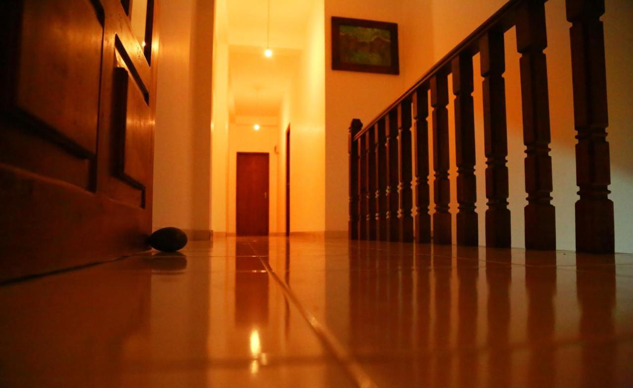 Vishmee Holiday Inn Embilipitiya Zewnętrze zdjęcie